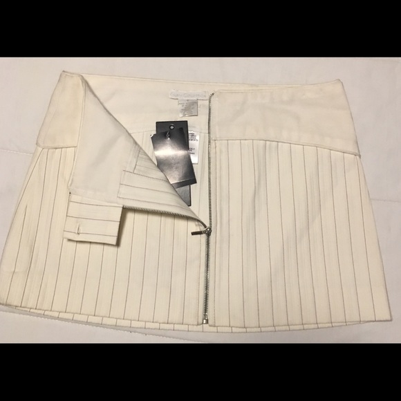 Guess Collection Skirt - Picture 3 of 5